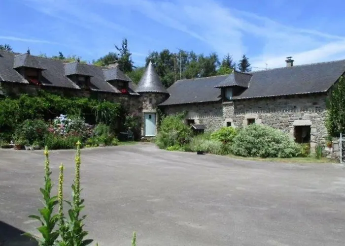 Le Petit Chateau